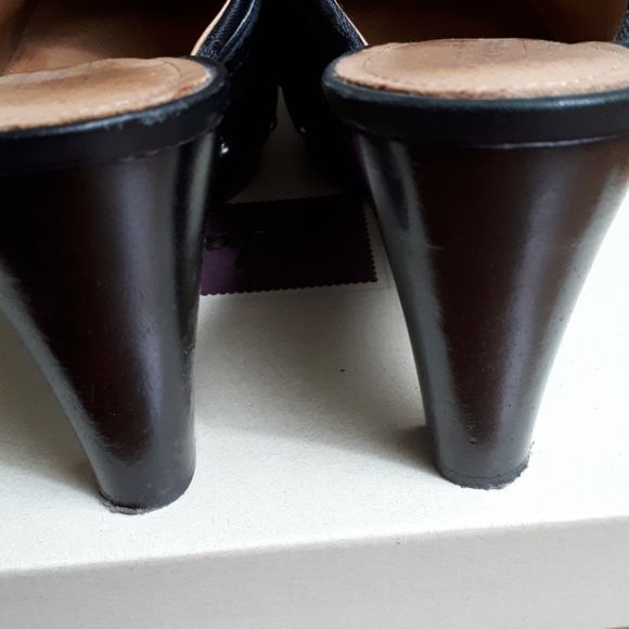 Coach Isadora - Picture 3 of 4